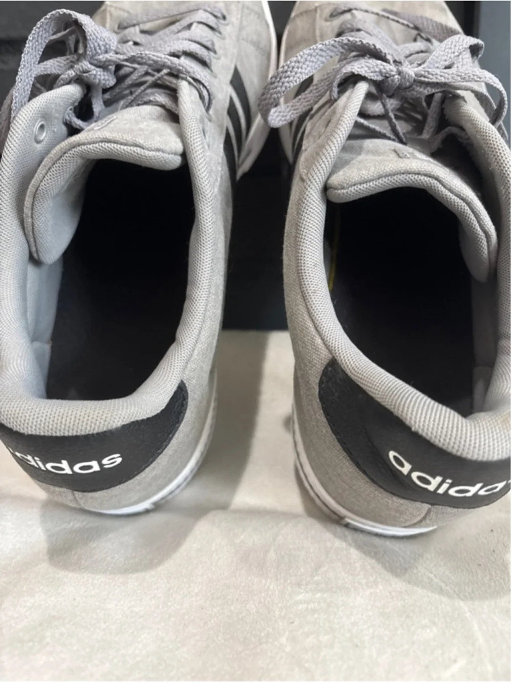 adidas Men's Gray Low-Top Sneakers with Black Stripes